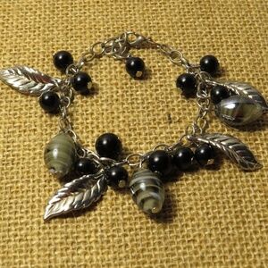 Charm Bracelet Glass Beads & Leaves